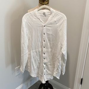 Vici cotton gauze button down